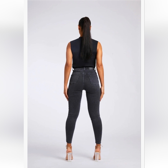 Legend London Faded Black Skinny jeans - Picture 1 of 8